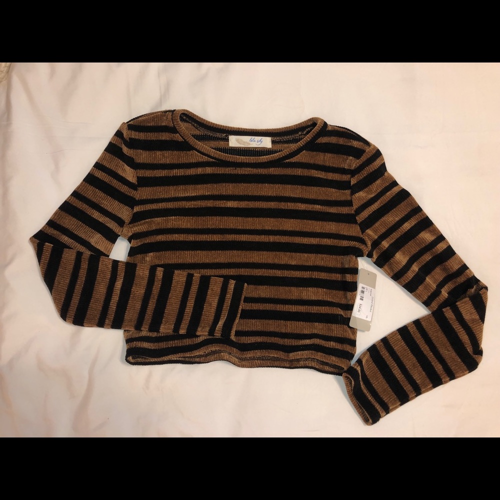 Black and brown crop top